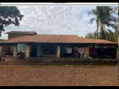 IMÓVEL RURAL C/BENFEITORIAS | ÁREA 27.225M² | FAZENDA SESMARIA DO BARREIRO | ARAXÁ/MG -Possibilidad...