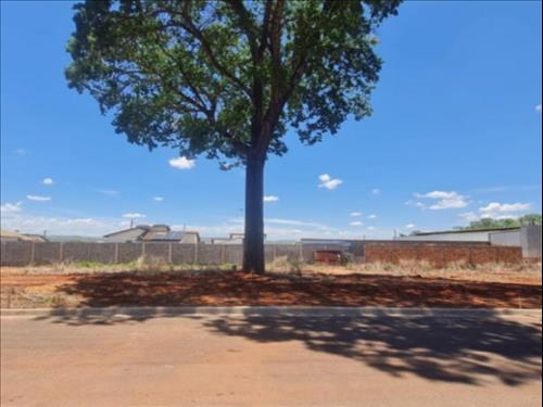 Terreno à venda em leilão