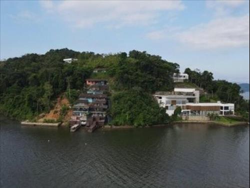Descrição Projeção Geométrica nº 64-B, em Condomínio de alto padrão na Ilha do Jorge, Angra Dos Rei...