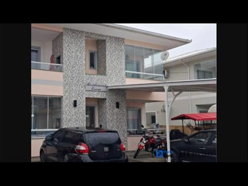 Palhoça-SC. Apartamento 102, no pavimento térreo, do condomínio Residencial Évor...