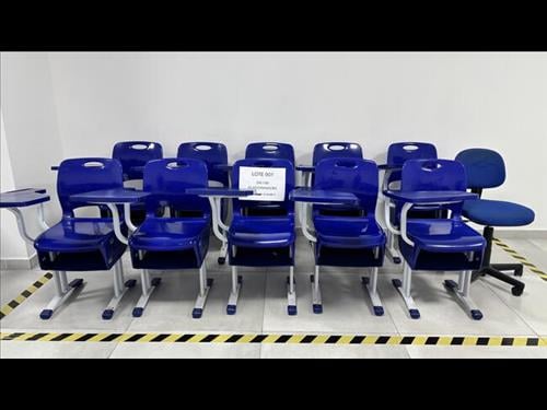 Cadeira / Cadeira Universit C Prancheta