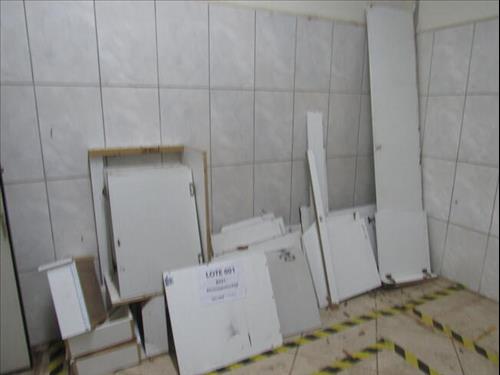 Sucatas De Balcão Em Formica/ Armário Em Mdf