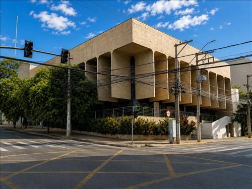 Prédio Comercial 1.819 m² - Cuiabá-MT - Av. Getúlio Vargas, 346 - esq. com Rua Barão de Melgaço - C...