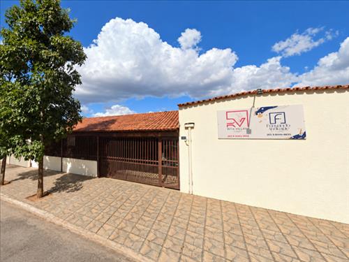 Imóvel Residencial, 5 Quartos, Garagem,  200,00m², Cristalina/GO (28896) | Grupo Lance