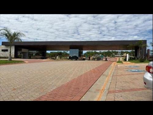 Casa em Condomínio 132 m² - Jardins Parma - Senador Canedo - GO
