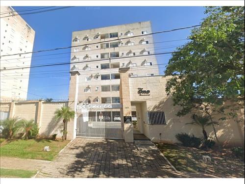 Apartamento à venda em leilão