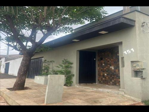LOTE 001        ALIENAÇÃO FIDUCIÁRIA de IMÓVEL RESIDENCIAL...