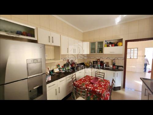 LOTE 001        02 Imóveis em Monte Alto/SP