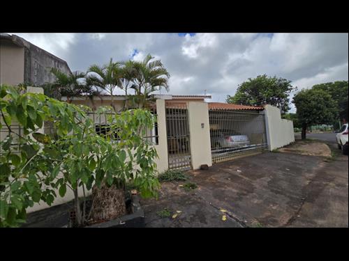 Rua Tupinikins – Parque dos Laranjeiras / Rio Verde/GO