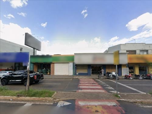 Imóveis Comerciais, A.T.- 711m², A.C.- 826m², São Benedito, Uberaba/MG (28698) | Grupo Lance
