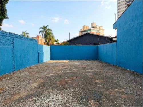 Prédio Comercial à venda em leilão