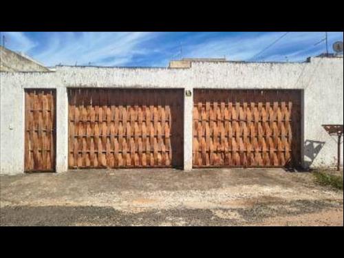 Casa, Padrão, 0 Vaga(S) de Garagem - [1]