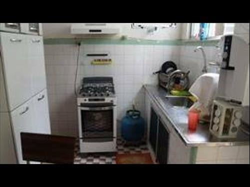 Apartamento, Padrão, 0 Vaga(S) de Garagem