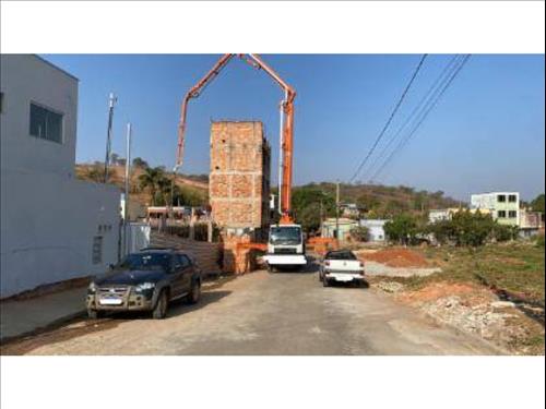 Apartamento à venda em leilão