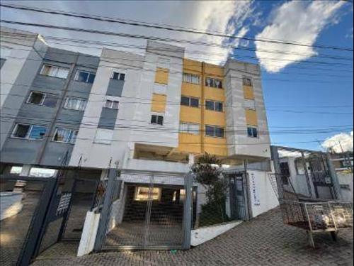 Apartamento à venda em leilão