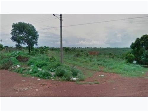 Lote – Parque Três Poderes – Luziânia/GO