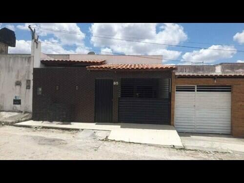 Casa em Cruzeiro, Serrinha, BA