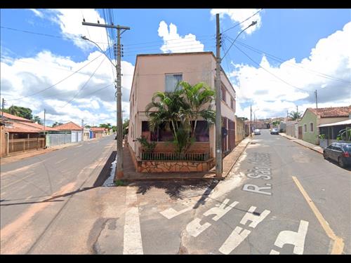 Prédio Residencial em Monte Alegre de Minas/MG.