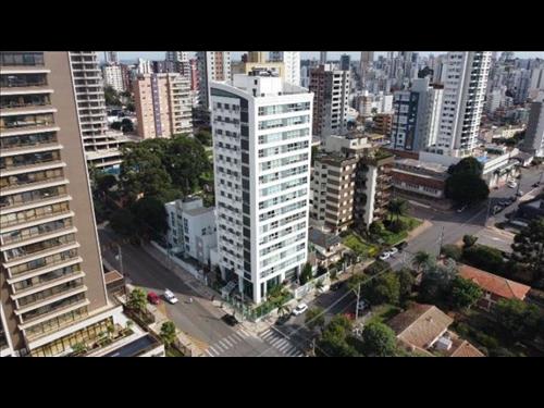 Apto com 125,0300m² privativo