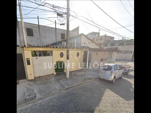 Terreno de 250m² | Benfeitorias