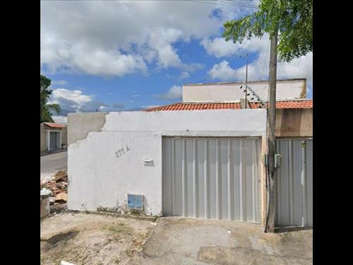 IMÓVEL DE MATRÍCULA 5.878 DO 2º OFÍCIO DE REGISTRO DE IMÓVEIS DE HORIZONTE-CE, ASSIM DESCRITO- Casa...