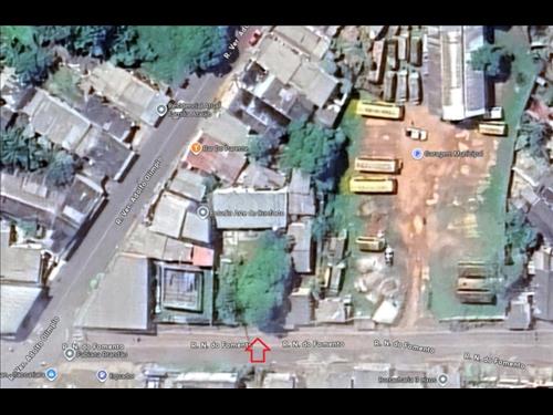 LOTE 007        Casa com 146m² sobre terreno com 572m² - I...
