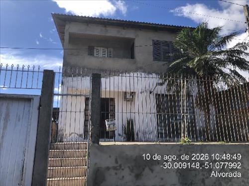 Casa             -   - 180,00m2