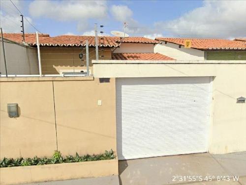 Casa             -   - 70,00m2