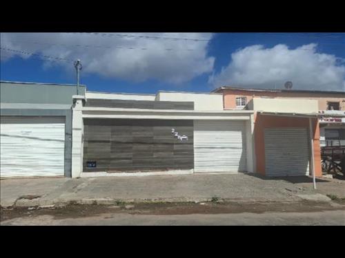 Casa - 109,69m² de área privativa, 150m² de área do terreno, com vaga de garagem - PAULO AFONSO/BA