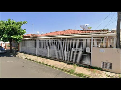 Monte Mor-SP. Jardim Planalto. Rua Joaquim Ferreira da Costa, 105 (Lt.16 da qd. ...